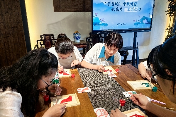 创作现场.jpg